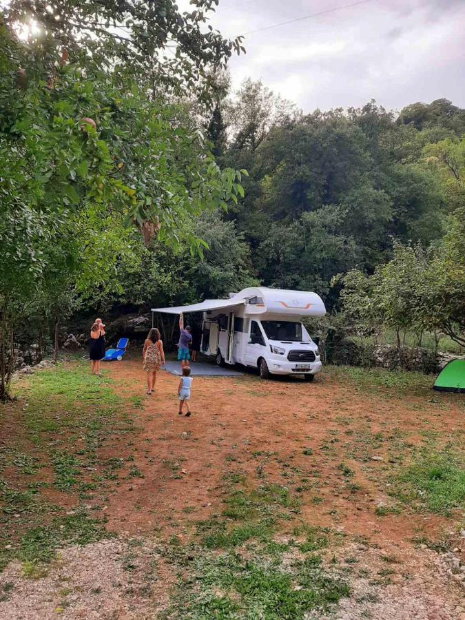 Hotel Auto Camp Radoman Virpazar Exteriér fotografie
